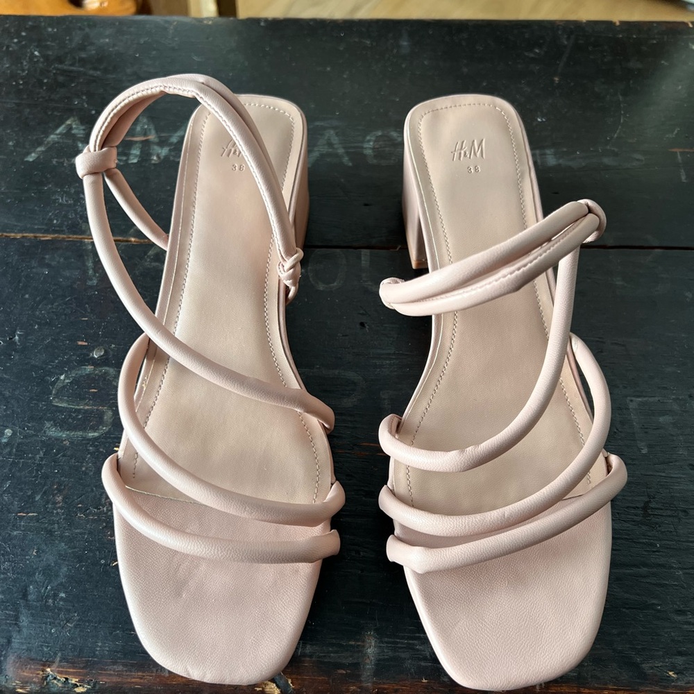 H&M Women's Pink Strappy Sandals